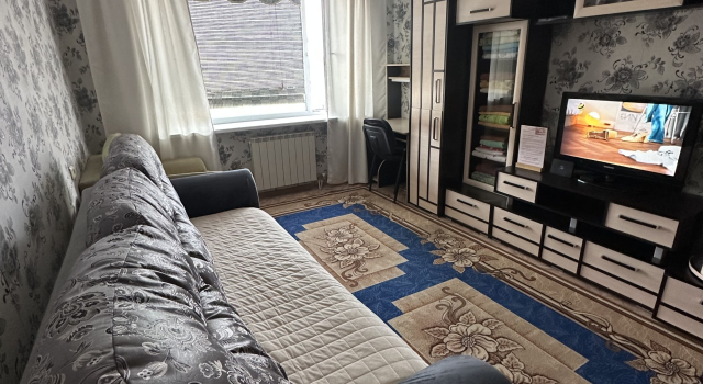 V 4-M Mikrorayone 8 Flat, Prenota Appartamento Poykovskiy Tyumen Region