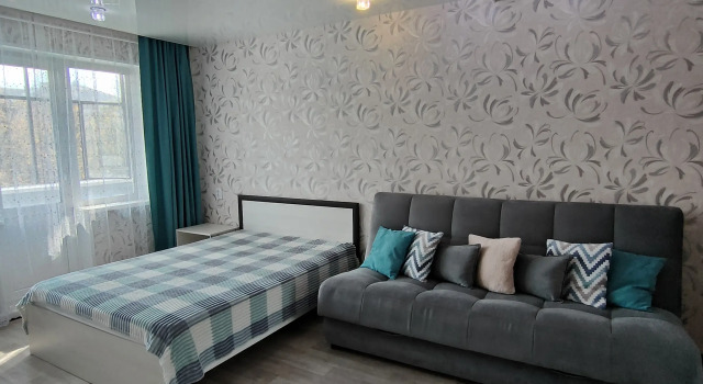 Na Molodezhnoy 1A Flat, Book Apartment Cheap Hotels in Miass
