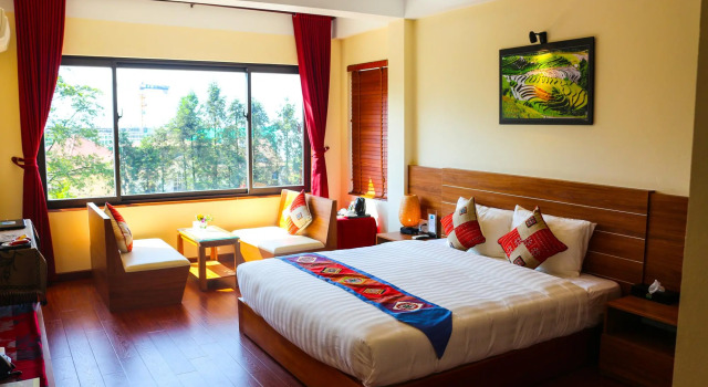 Люкс с красивым видом из окна Sapa Garden Hotel