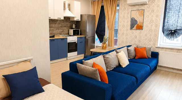 Prostornaya Studiya S Panoramnoy Lodzhiey Ryadom S Parkom Pobedy Flat, Prenota Appartamento Hotel a Tatarstan con parcheggio, Parcheggio