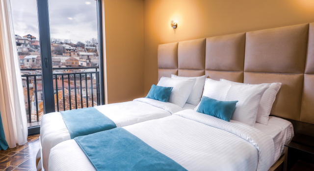 Двухместный номер Standard с балконом и с красивым видом из окна Отель Residence Plaza