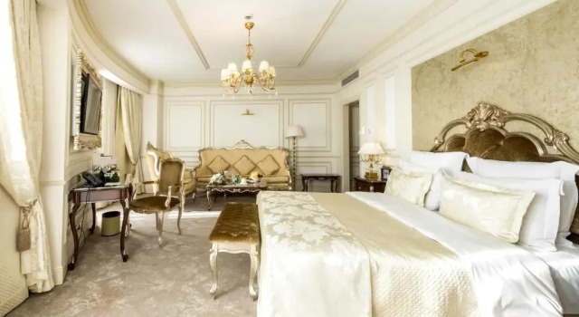 Tweepersoonsjunior suite met uitzicht Rixos Khadisha Shymkent Hotel