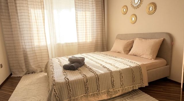 3 Komnatnaya V Tsentre Goroda Flat, Prenota Appartamento Kazan' Tatarstan