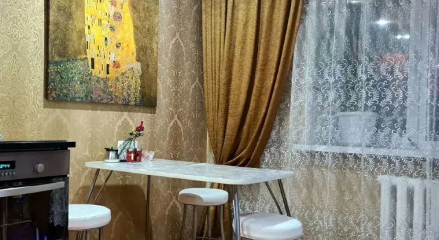 Evro Dvuxkomnatnaya Galereya Flat, Book Apartment Hotels in Kirov Region with Parking, Parking