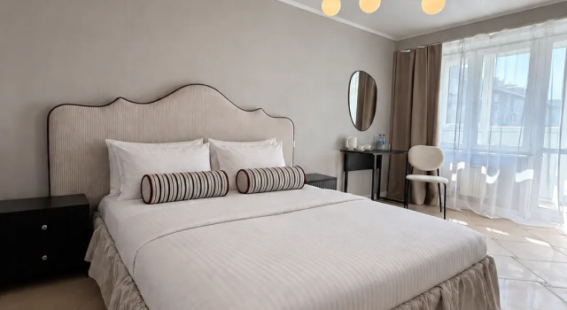 Двухместный номер Classic с видом на город Отель Suite Hotel