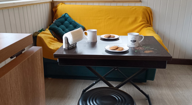 Domik‑Dupleks Olivi Apartments, Prenota Appartamento Orekhovo Oblast' di Leningrado
