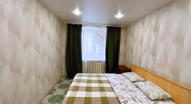 Tryokhkomnatnaya V Sovetskom Rayone Flat, Prenota Appartamento Sovetsky district 