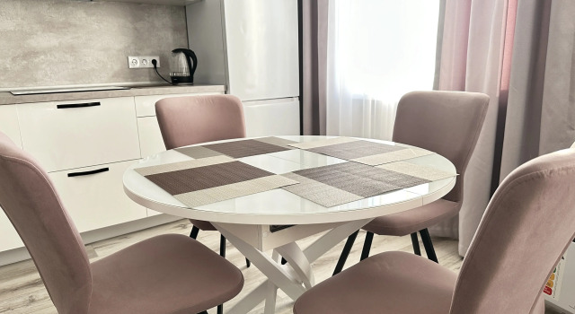 Yevrotreshka v Zhk Lider Flat, Buchen Sie Ferienwohnung Wladiwostok 