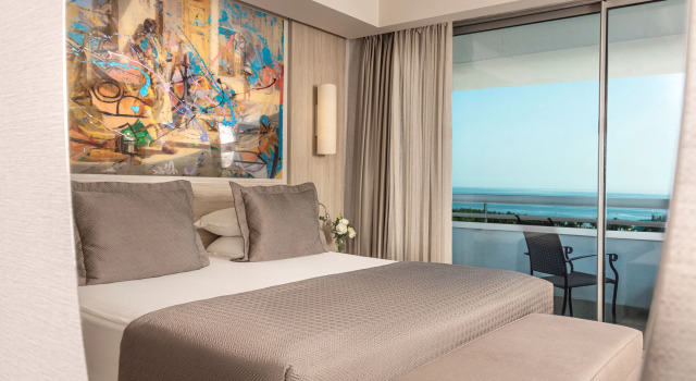 Семейный люкс Deluxe с балконом и с видом на море Concorde De Luxe Resort Lara Antalya- Prive Ultra All Inclusive