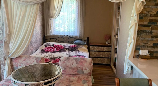 V Dagomyse Na Gaydara Furnished Rooms