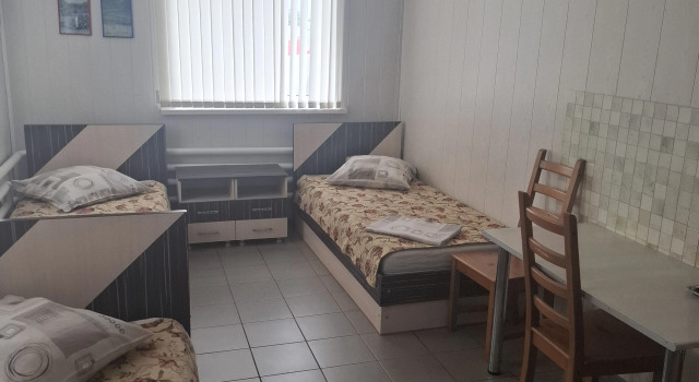 Трёхместный номер Standard с видом на город Гепард