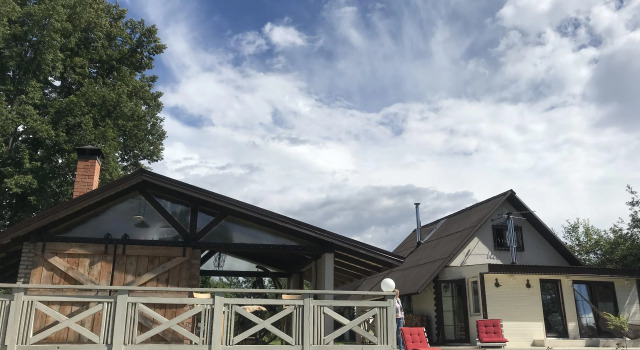 DachaManiya Guest House, Buchen Sie Pension Hotels in Oblast Moskau mit Parkplatz, Parkplätze