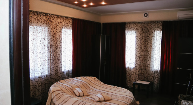 VIP Mini-Hotel, Book Inn Zasheksninsky district 