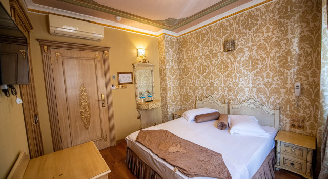 Kaftan Hotel