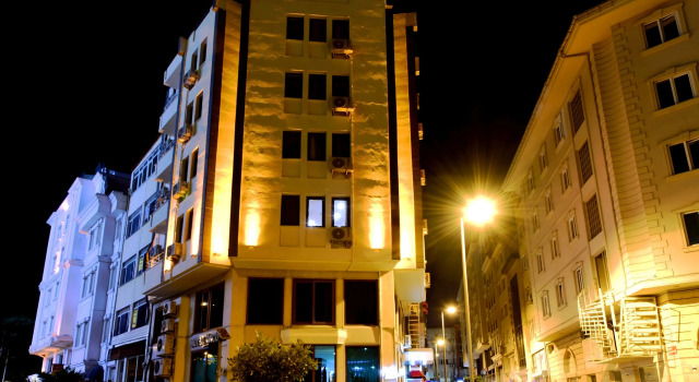 Hotel Öncü, Забронировать Отель Фатих Стамбул, рядом с Библиотека Стамбульского университета