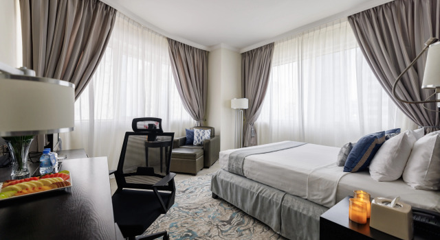 Suite Executive The Royal Riviera Hotel Doha