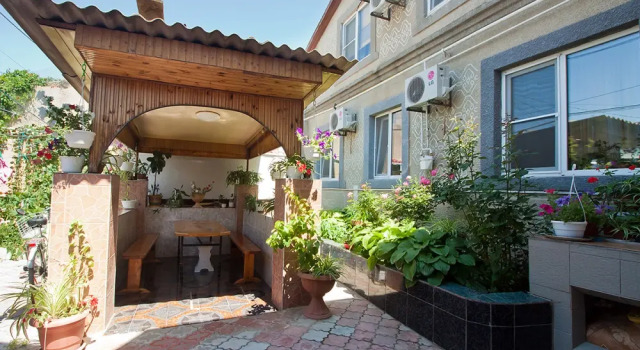 Vladislava Guest house, Rezervovat Penzión Evpatorya 