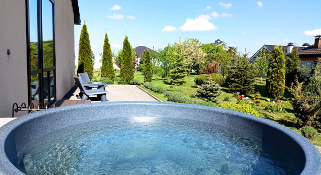 Igumenka S Russkoy Baney Private house, Prenota Villa Ville a Central Russia, Villa