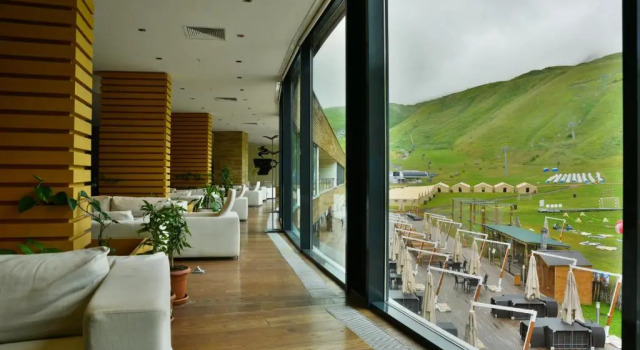 Hotel Zirve