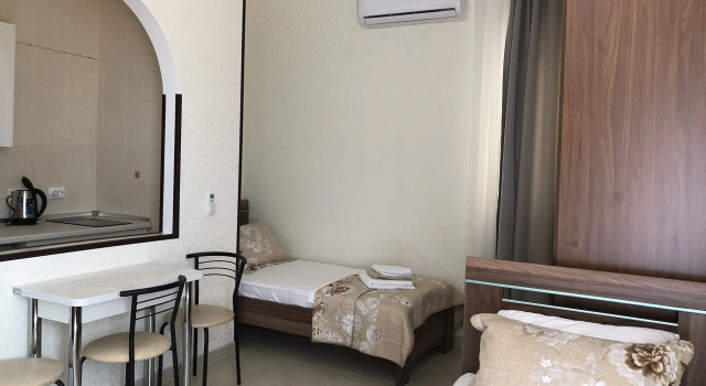 Twin Studio with courtyard view Strela Hotel
