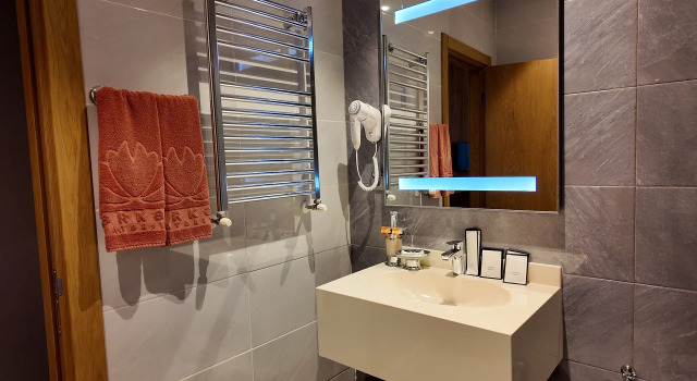 Двухместный номер Superior с балконом и с видом на горы Naftalan Central Wellness Resort