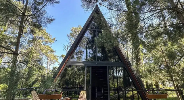 Шале с балконом и с красивым видом из окна Шале Seaside Chalet Guruli Kokhebi