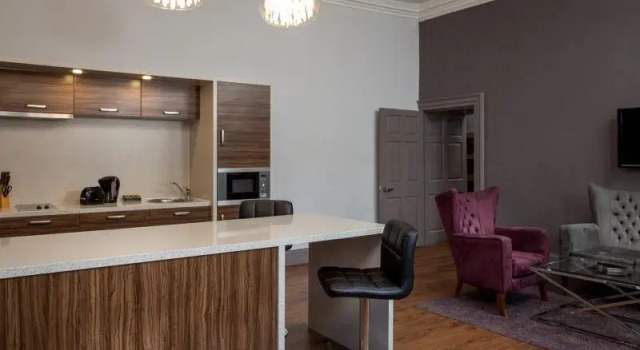 Люкс Friar House Liberty с 2 комнатами Roomzzz Newcastle City