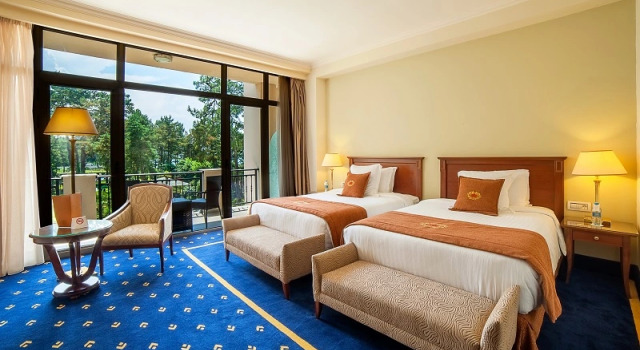 Номер Семейный с балконом и с видом на сад Kobuleti Georgia Palace Hotel & Spa