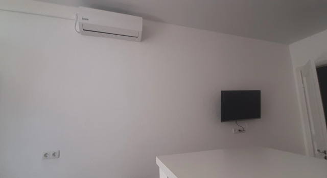 Provans Dlya Dvoih Na Nulevom Etazhe Apartments, Rezervovat Apartmán Feodosiya 