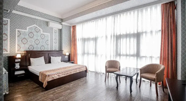 Regnum Restaurant Hotel, Prenota Hotel Jorat Sumgait