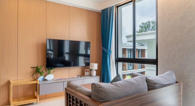 Четырёхместный люкс Grand с 2 комнатами с балконом Курортный Отель Kora Beach Resort Phuket