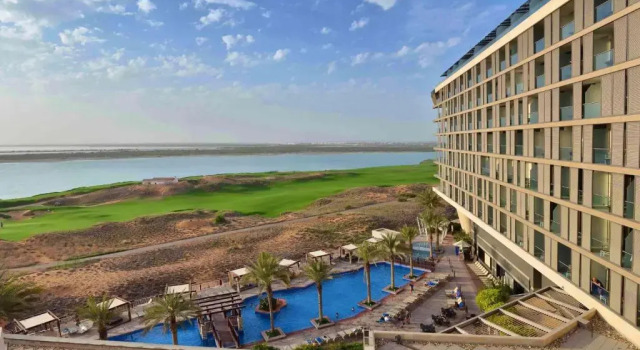 Yas Plaza Mangroves by IHG, Забронировать Отель Остров Яс Абу-Даби