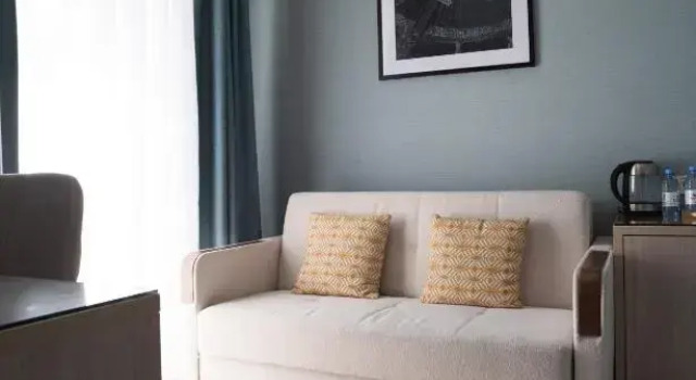Двухместный полулюкс Resident Hotel Gogol