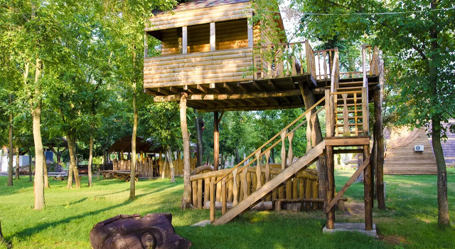 Двухместный домик на дереве Глэмпинг Эко-парк Излучина