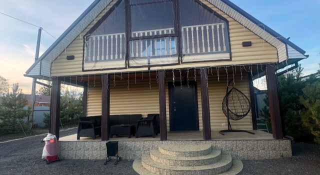 Uytny Private House, Buchen Sie Ferienhaus Hotels in Oblast Moskau mit Parkplatz, Parkplätze