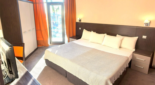 Dvukhkomnatnye S Balkonom #403 Apartments, Prenota Appartamento Astrachan' Astrakhan Region
