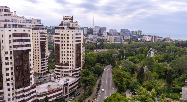 Квартира Стильная двух комнатная в центре города у парка ривьера, Забронировать Апартаменты/квартира Сочи Большой Сочи, рядом с Пляж Светлячок