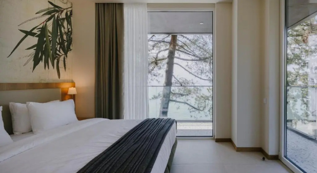Полулюкс с балконом и с видом на море Buknari Hotel