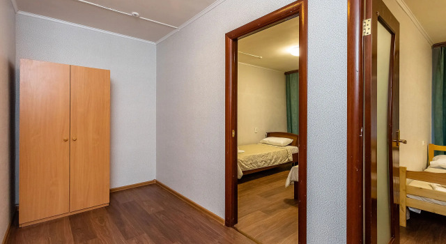 Четырёхместный номер Comfort с балконом Загородный комплекс Лесные Поляны