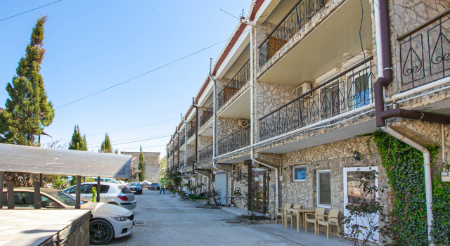 Kermek Guest House, Rezervovat Penzión  