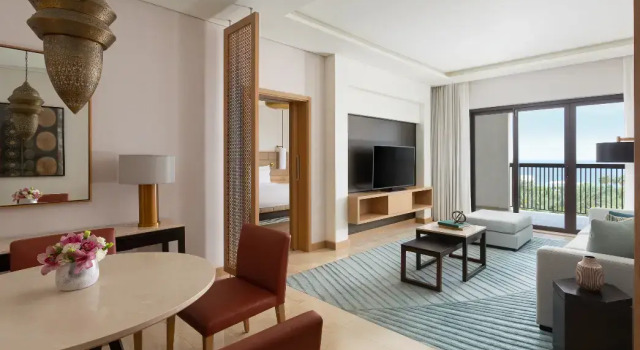Люкс Resort Курортный отель InterContinental Fujairah Resort by IHG
