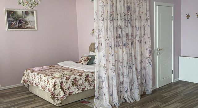 Апартаменты Comfort с 2 комнатами с балконом Гостевой дом Мята