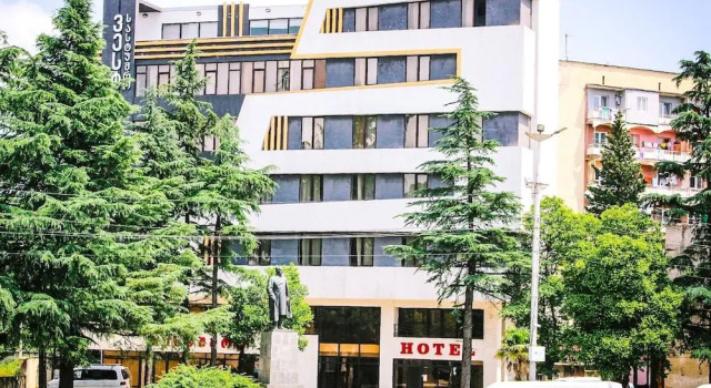West Tower Hotel