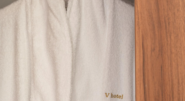 Одноместный номер Standard с видом на внутренний двор Отель V Hotel&Rooftop Lounge