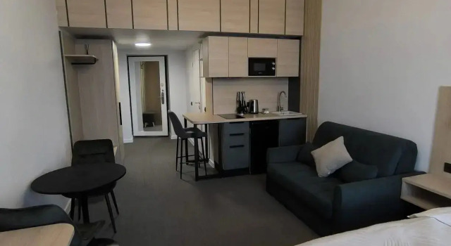 Studiya S Dizaynerskim Remontom V Moskve Apartments, Rezervovat Apartmán  , poblíž Moskvich Ice Palace