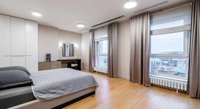 s sobstvennym basseynom v ZhK v tsentre Kazani Flat, Prenota Appartamento Hotel a Tatarstan con parcheggio, Parcheggio