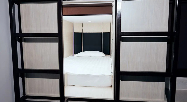 Capsule No Window Hotel Kapsula