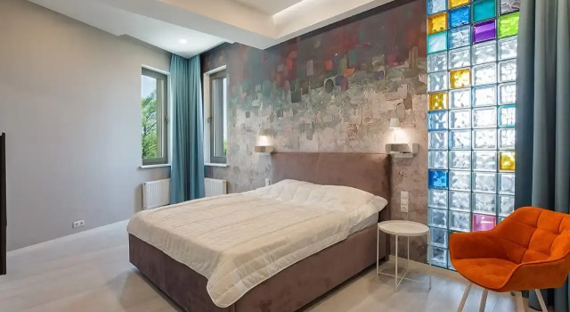 V Skay Plaza 1 Apartments, Rezervovat Apartmán Jalta 