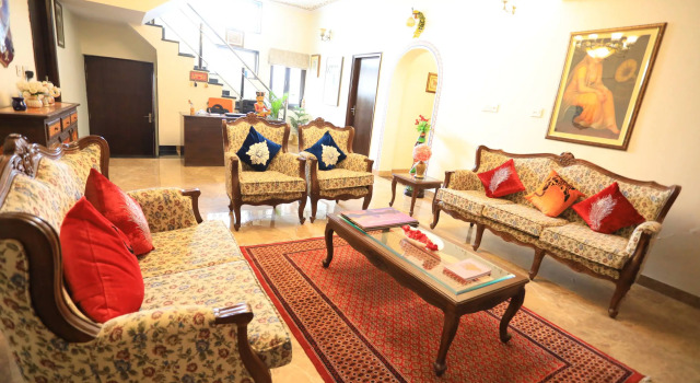 Harnawa Haveli - A Boutique Heritage Stay in Jaipur, Забронировать Отель Отели штата Раджастхана с питанием, Пансион