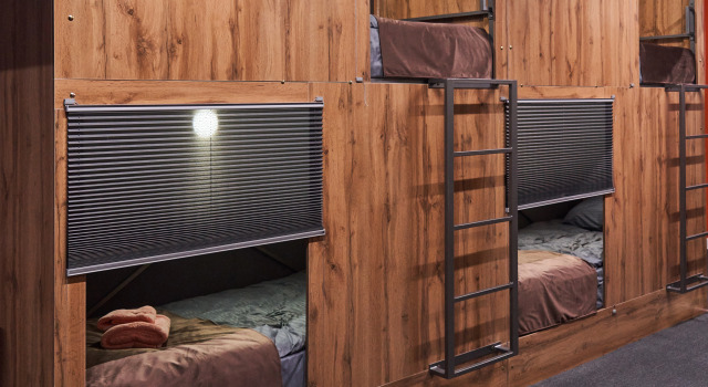 Seng i sovesal (sovesal til mænd) Gagarin Capsule Hotel